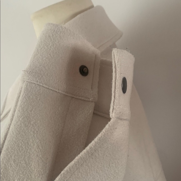 Jacket - Picture 4 of 9